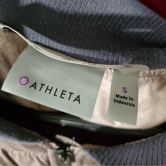 Athleta Dooby Quilted Down Puffer Bomber Jacket S - Picture 3 of 5